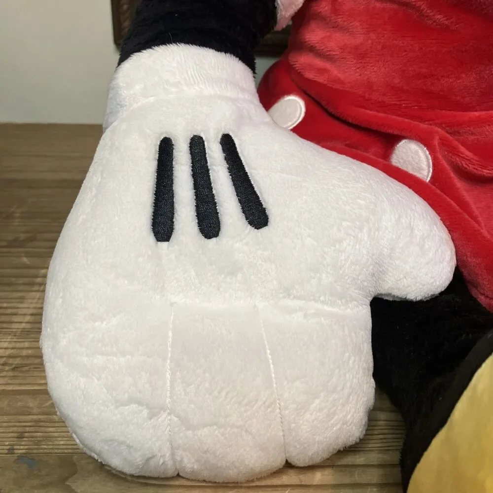 Authentic Disney Store London Minnie Mouse 26 inch Plush Large Jumbo Stuffed Toy